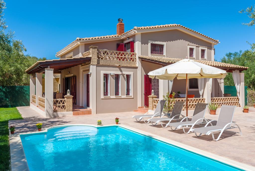 Evalexia Villa - Luxury Villa With Private Pool Near Laganas Perfect For Groups By Villa Mana Gers Kalamáki Kültér fotó