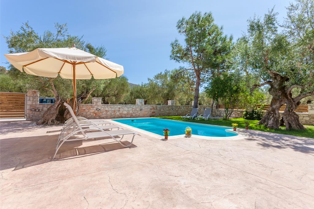 Evalexia Villa - Luxury Villa With Private Pool Near Laganas Perfect For Groups By Villa Mana Gers Kalamáki Kültér fotó